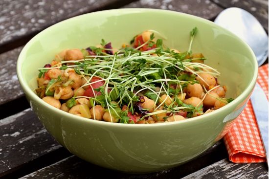 Los garbanzos no mejoran el ánimo por contener triptófano (y los complementos alimenticios, tampoco)