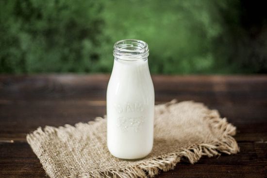 ¿Qué está pasando con la leche cruda?
